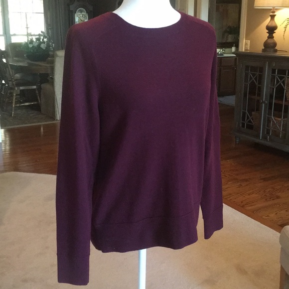 Banana Republic Italian Merino Blend Sweater - Picture 4 of 14